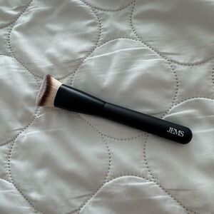 JEMS Black Makeup Brush